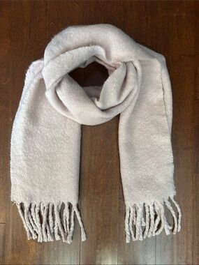 Main Character Aritzia Thick Blush Pink Fringe Scarf